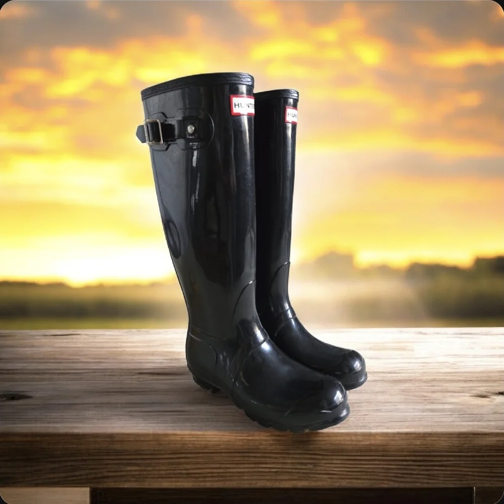 Hunter stylish black